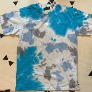 BNWT Nike Tie Dye Shirt